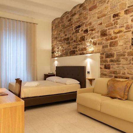 Portica10 Bed and Breakfast Ασίζη Εξωτερικό φωτογραφία