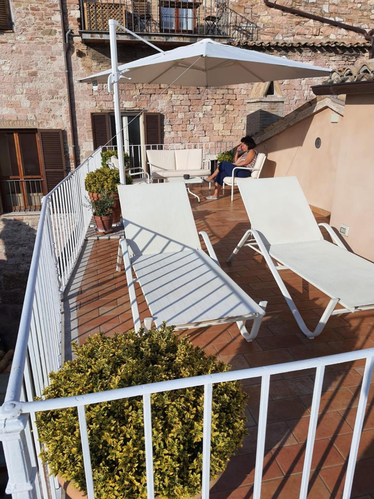 Portica10 Bed and Breakfast Ασίζη Εξωτερικό φωτογραφία