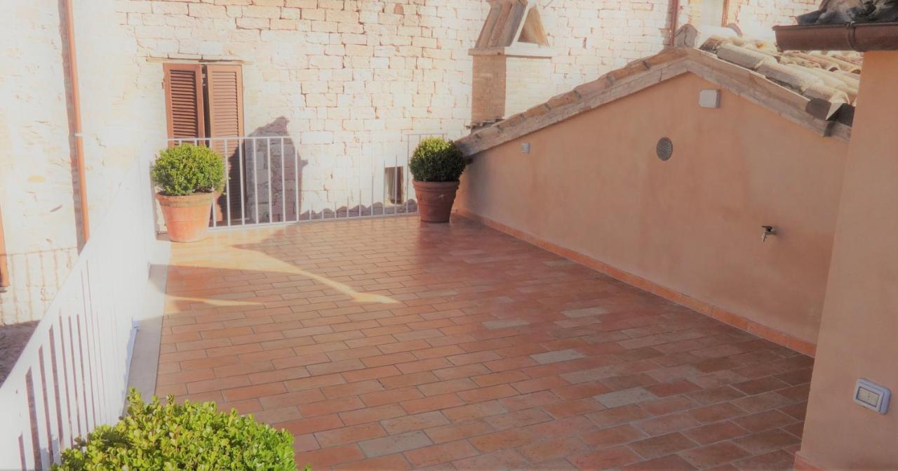 Portica10 Bed and Breakfast Ασίζη Εξωτερικό φωτογραφία