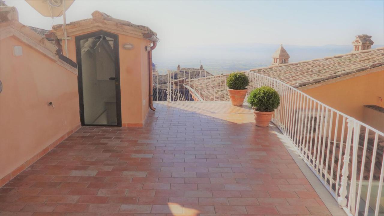 Portica10 Bed and Breakfast Ασίζη Εξωτερικό φωτογραφία